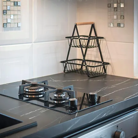 Gostinjska kuća Lara 3*