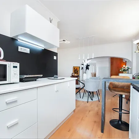 Gostinjska kuća Lara