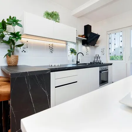 Penzion Lara 3*