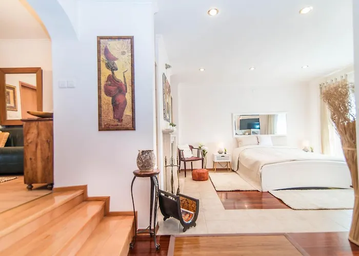 Lara Gostinjska kuća 3*